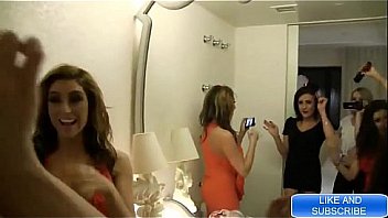 Who are these 4 sexy chicks