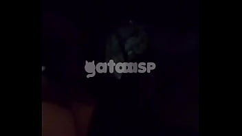 Gataaasp sentando no carro Gataaasp sentando no carro