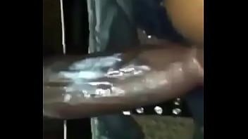 Ebony babe can't handle bbc