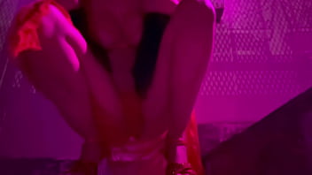 European stepmom artemisia love showing her legs outdoor