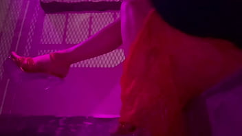 European stepmom artemisia love showing her legs outdoor