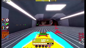 Jogando roblox jailbreak