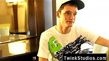 Amazing Gay Scene Caleb Coniam Is New In Town And Attempting To Meet thumbnail