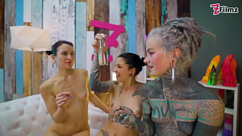 Oily lesbian metal toy threesome girls slippery fuck