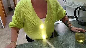 Nz trashy sub told to guzzle up the spilt by her master