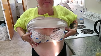 Nz trashy sub told to guzzle up the spilt by her master