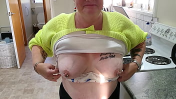 Nz trashy sub told to guzzle up the spilt by her master