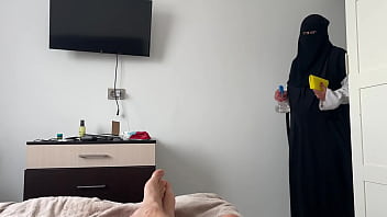 Arab stepmom fucks stepson while husband is not home