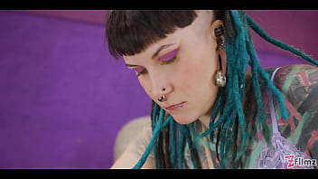 Tattooed hottie in a wild ffm threesome with two alternative teens