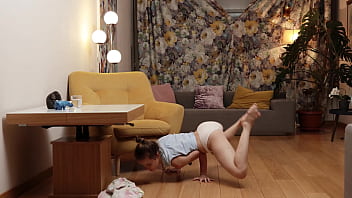 Flexi nicole murkovski fingering her wet cunt