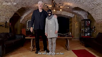 Testing an obedient sub