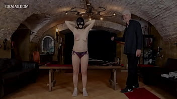 Testing an obedient sub