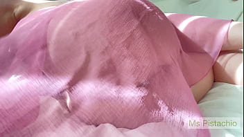 Big ass iranian neighbor masturbating for her boss