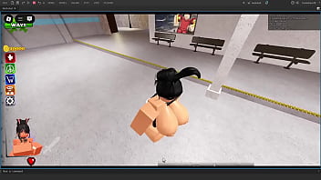 I'm back with a new whoblox video