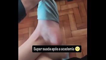 Quem gostaria de sentir o cheiro desse pezinho