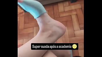 Quem gostaria de sentir o cheiro desse pezinho