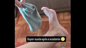 Quem gostaria de sentir o cheiro desse pezinho