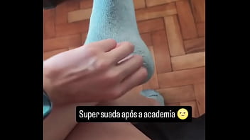 Quem gostaria de sentir o cheiro desse pezinho