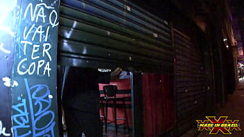 Acabaram trasando na frente do segurança na despedida de solteira