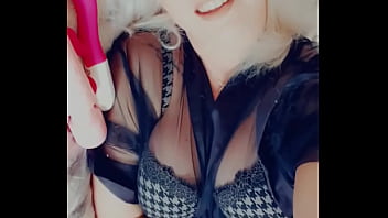 Tu veux me voir jouer avec mes sextoys abonne toi rattrapage de contenu