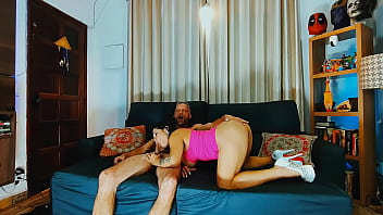 She was bored at home and decided to call a call boy to fuck her ass then my ass son of a bitch breaks you bitch the boxer broke your ass vagninho and natzinha morena