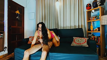 She was bored at home and decided to call a call boy to fuck her ass then my ass son of a bitch breaks you bitch the boxer broke your ass vagninho and natzinha morena