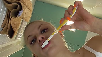 Princess kirstin spit with toothpaste on you