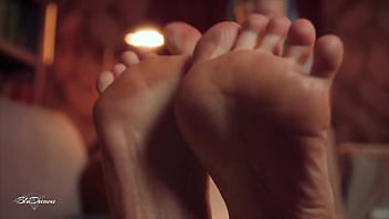 Worship my feet in the library