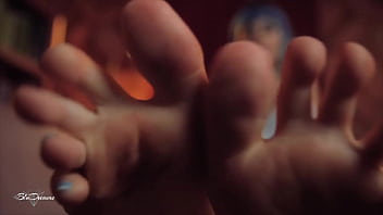 Worship my feet in the library