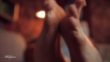 Worship my feet in the library