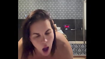 “coroa sim movida a amor de pica ”