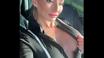 Sun is dressing me for tonights party