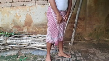 Desi bhabhi alone and fucked her beautiful big boob