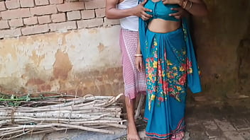 Desi bhabhi alone and fucked her beautiful big boob