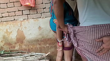 Desi bhabhi alone and fucked her beautiful big boob