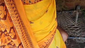 Desi bhabhi alone and fucked her beautiful big boob