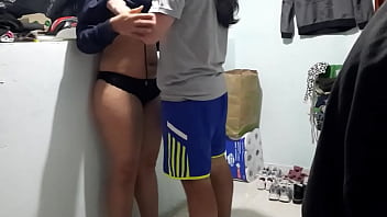 Hasta que porfin logre culiarle el coño a la esposa de daniel el mejor amigo mio