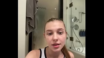 Hard masturbate in hotel