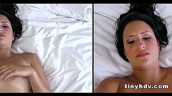 Sexy teen pussy streched jennifer linda 1 47