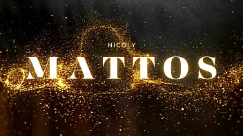 Fui malhar na praia fiquei suadinha e acabei dando pra um desconhecido no carro na rua