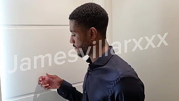 No Motel Com O Garçom Safado thumbnail