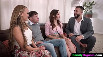 Step siblings get blessed by spicy parents