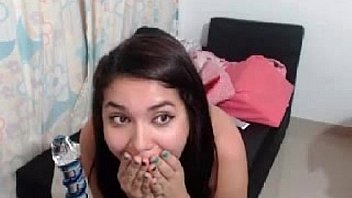 Big butt brazilian inserting toys both holes