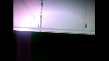 Gostosa da unesp tomando banho