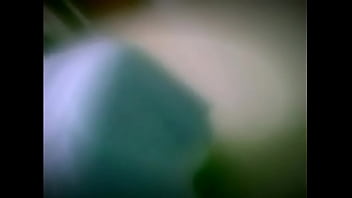 Gostosa da unesp tomando banho