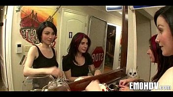 Emo Babe With Tats 040 thumbnail