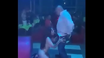 Ufff anoche en el mitote con flacavarela420 y luisgarayx sexo en vivo