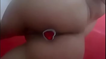 Culona Con Plug Anal thumbnail