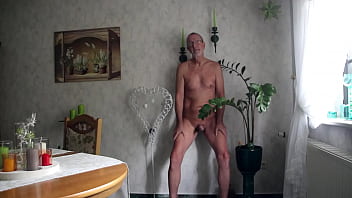 Nudeboy Is Wanking 323 thumbnail