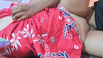 Horny wife gets sex when her husband is not at home